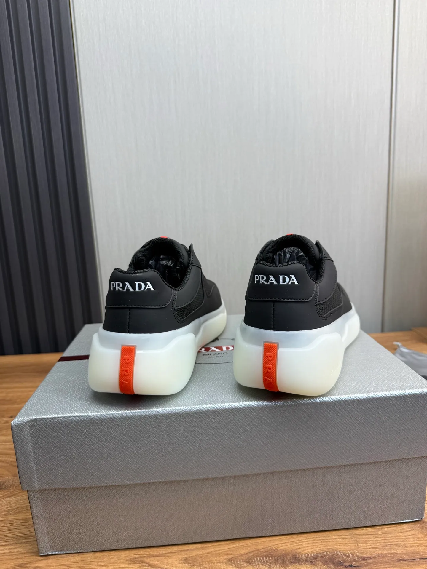 Men's shoes 💰600💰 [PRADA] New models synchronized with the official website, high-quality shipments ✔️Best sellers🔥 Original cowhide + cowhide lining, 1🆚1 replica, original sole, 38-45 (men's 45 is custom-made and cannot be returned or exchanged)